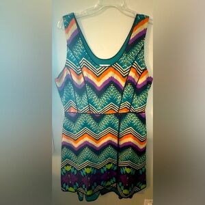 Bar III dress- Aztec print, nice lining detail